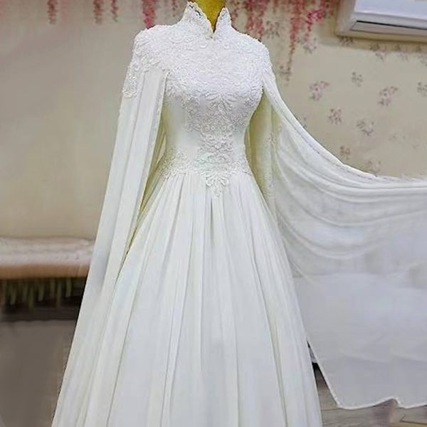 Lace Slim Long Sleeve Fishtail Wedding Dress - Image 3