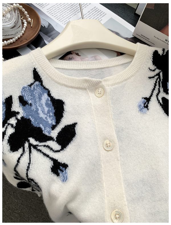 Women's Simple Casual Printed Sweater - Image 2