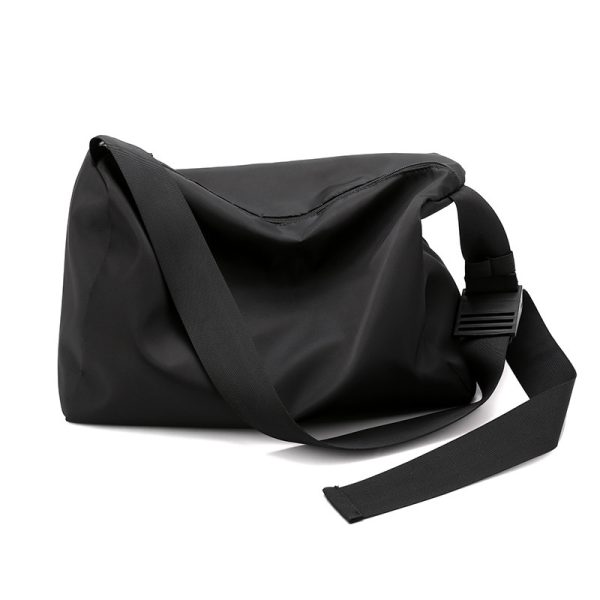 Men's Shoulder Bag Simple And Lightweight Water Repellent Sports Leisure Bag - Image 5