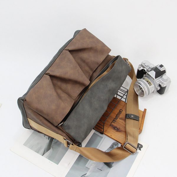 Men's Shoulder Messenger Bag Outdoor Gym Bag For Traveling - Image 3