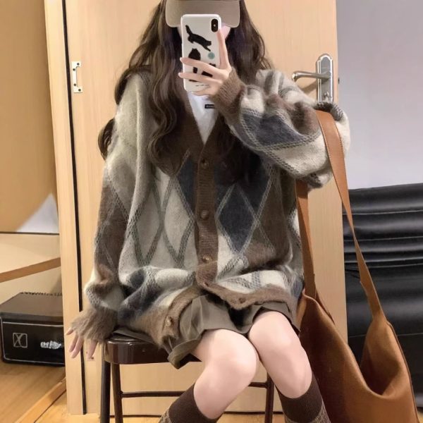Diamond Plaid V-neck Knitted Cardigan Coat For Women - Image 2