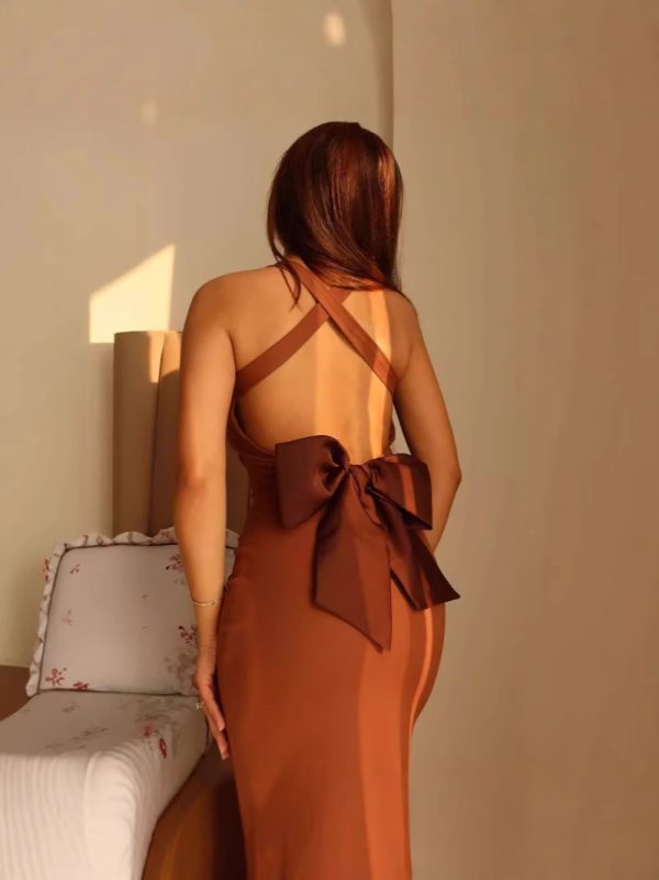 Women Backless Solid Color Slim Cute Dress - Image 2