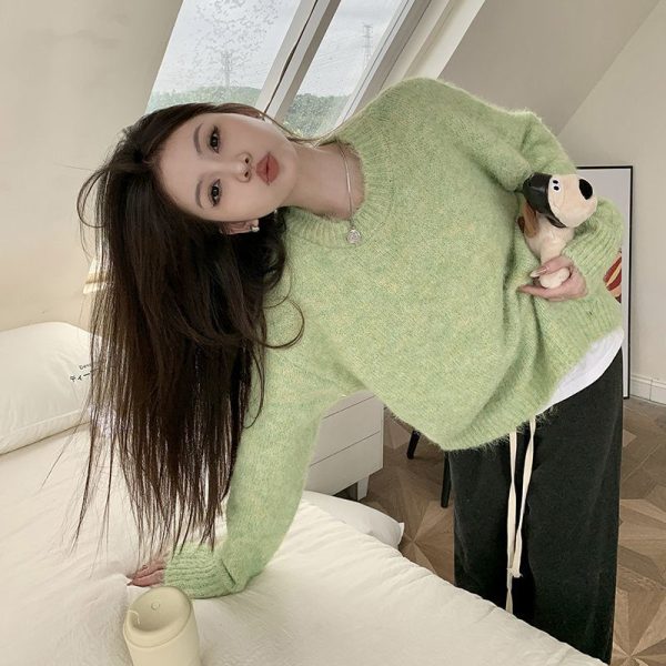 Women's Soft Round Neck Sweater