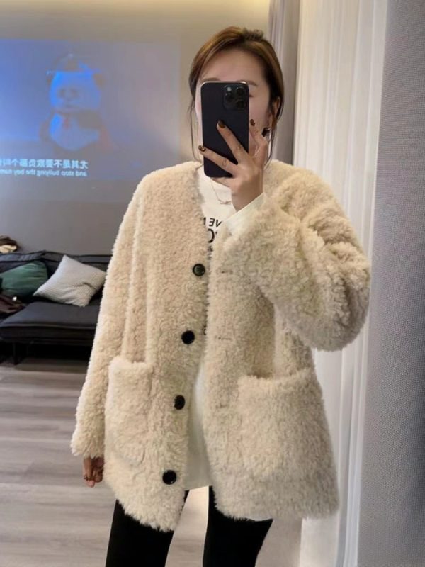 Loose And Warm Lamb Wool Top Coat For Women - Image 8