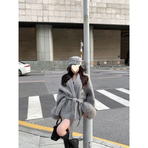 Lace-up Furry Sleeves Thin Hepburn Style Woolen Coat - Image 5