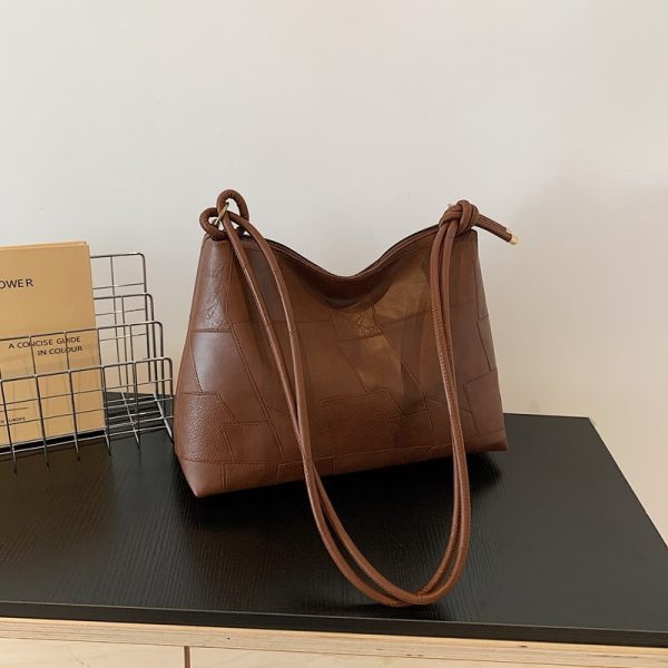 Portable One Shoulder Retro Large Capacity Fashion Solid Color Casual Tote Bag - Image 3
