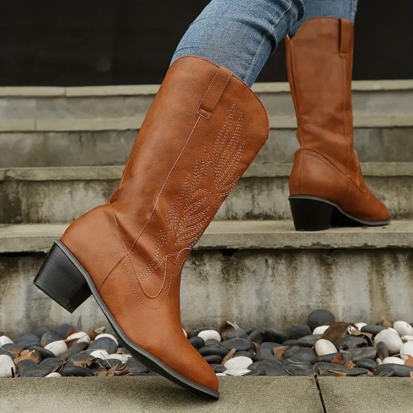 Plus Size Autumn New Mid-calf Riding Boots Embroidered Mid Heel Snow - Image 4