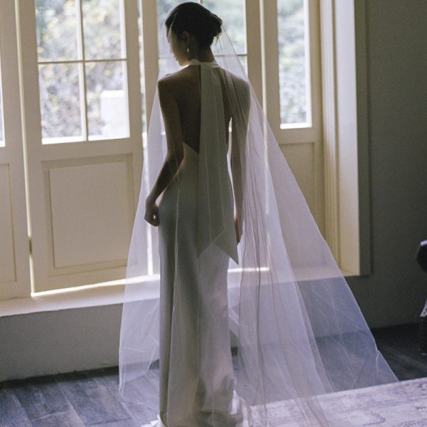 Simple Travel Shooting White Slimming Fishtail Dress - Image 2