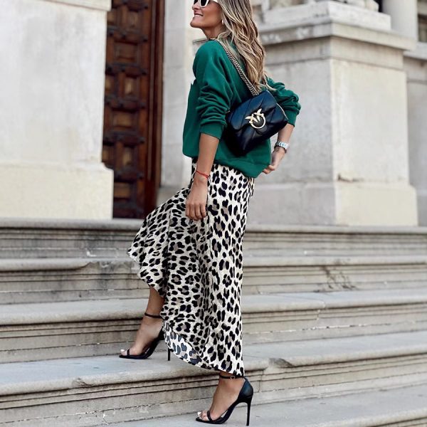 Leopard Print Elastic Waist A- Line Skirt - Image 4