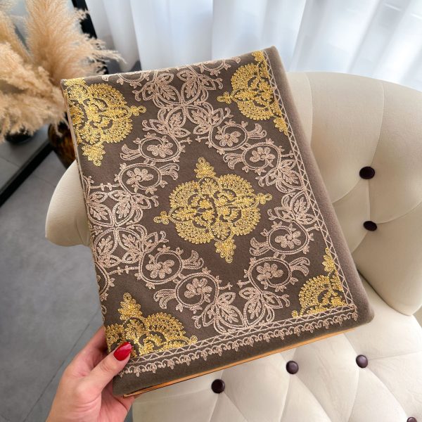Ethnic Style Plant Totem Cashmere-like Embroidered Warm Scarf - Image 4