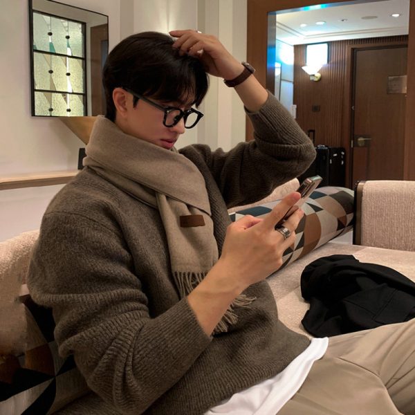 Round Neck Sweater Loose And Simple Pullover Men - Image 5