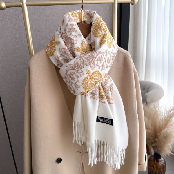 Ethnic Style Plant Totem Cashmere-like Embroidered Warm Scarf - Image 2