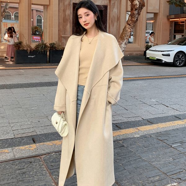 Women's Large Lapel Pure Color Tied Warm Reversible Woolen Coat - Image 6