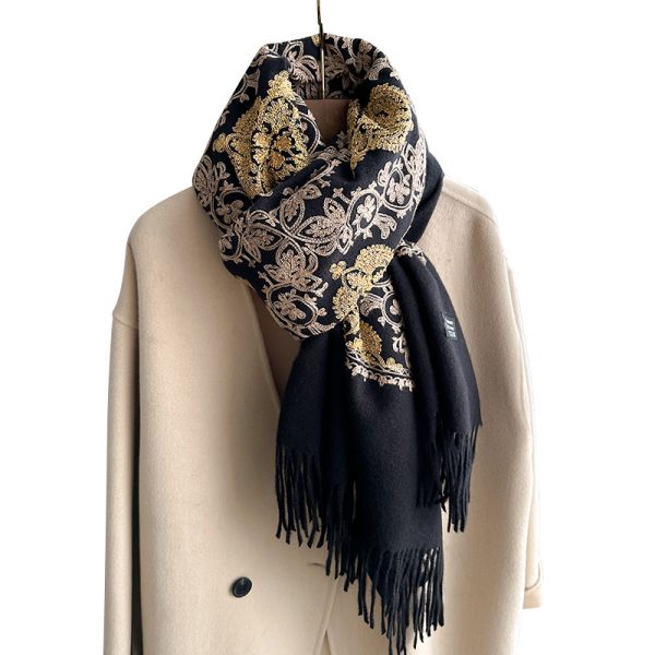 Ethnic Style Plant Totem Cashmere-like Embroidered Warm Scarf - Image 5