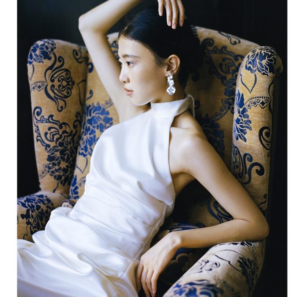 Simple Travel Shooting White Slimming Fishtail Dress - Image 4