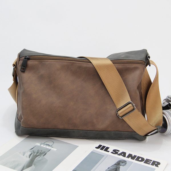 Men's Shoulder Messenger Bag Outdoor Gym Bag For Traveling - Image 4