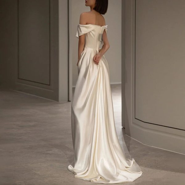 French White Off-shoulder Light Wedding Dress - Image 3