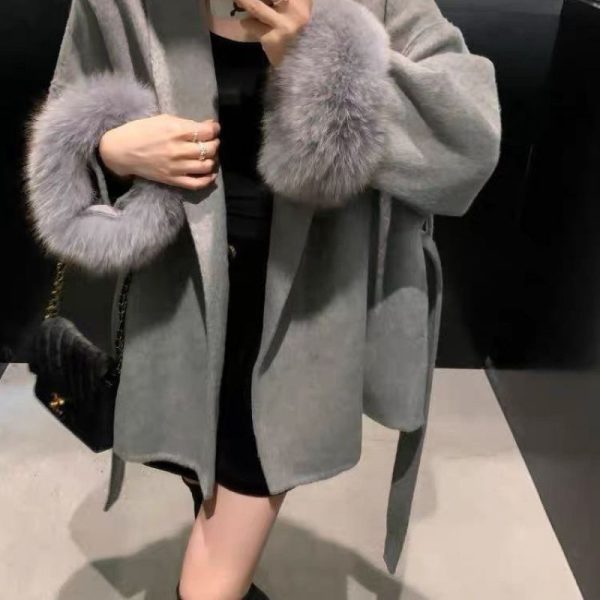 Lace-up Furry Sleeves Thin Hepburn Style Woolen Coat - Image 6